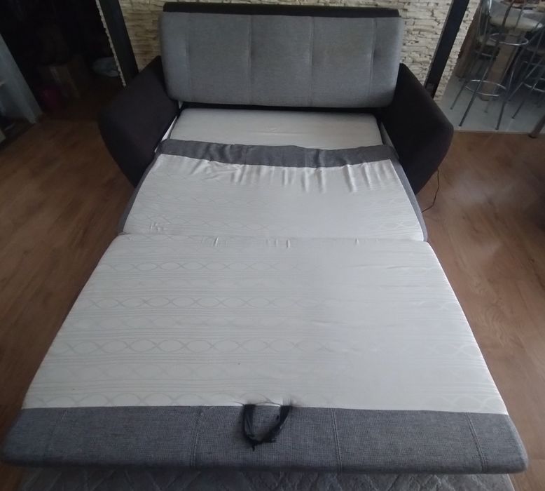 Sofa z funkcją spania + fotel GRATIS