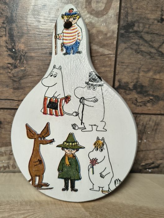 Deska dekoracyjna Muminki decoupage