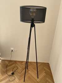 Lampa podlogowa trojnog