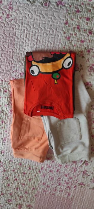 Calções 2 + t-shirt 2 idade 11/12 anos