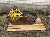 Młot wyburzeniowy JCB 3cx, 4cx