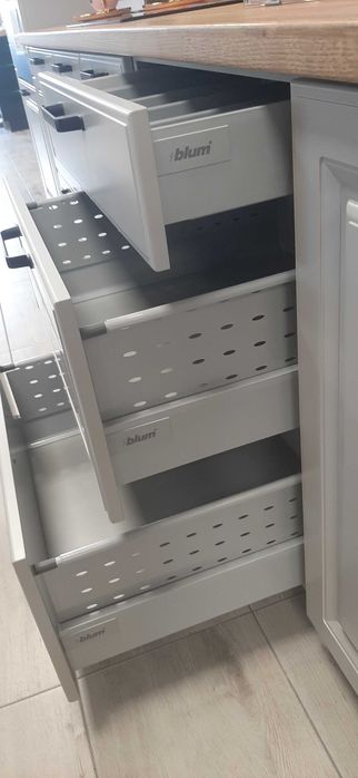 Zestaw Mebli Kuchennych Royal Kasetta lakier j.szary mat  NOWA CENA!