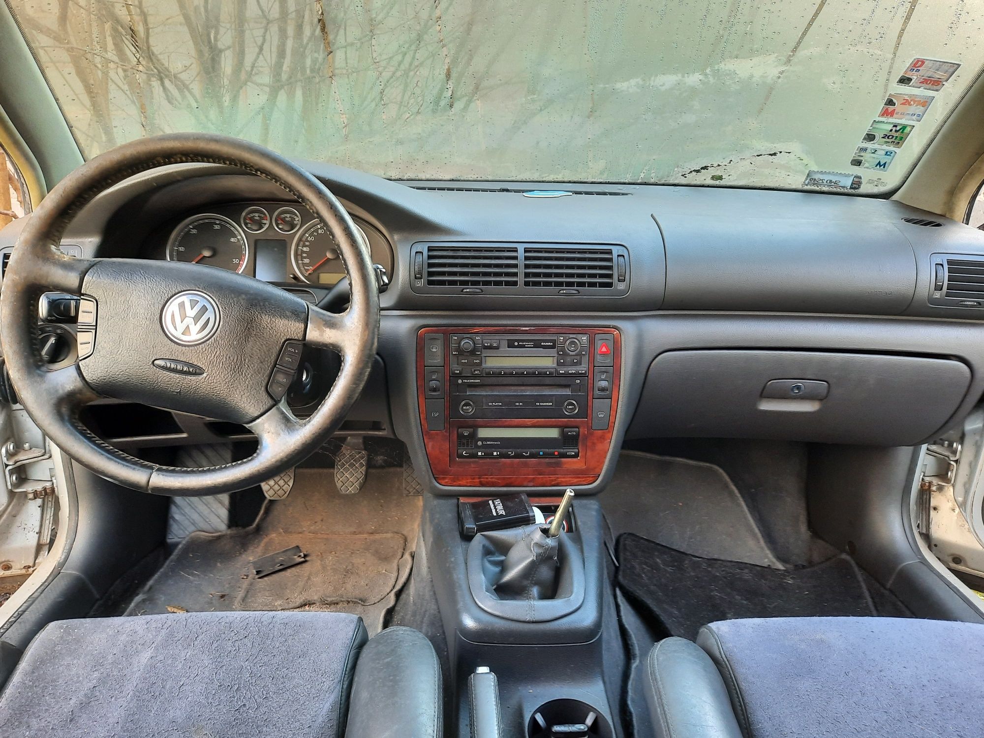 Cześć passat b5 2005 rok 1,9 TDI 130KM