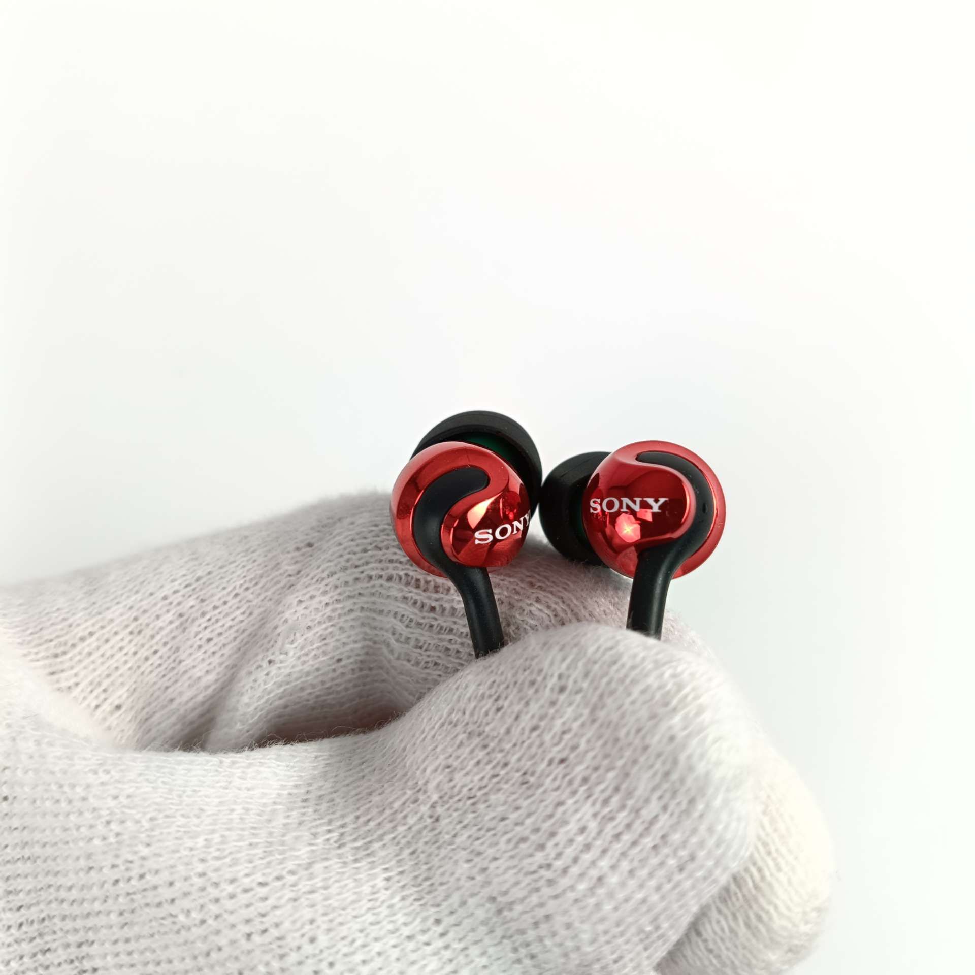 Słuchawki douszne Sony MDR-EX110AP Red