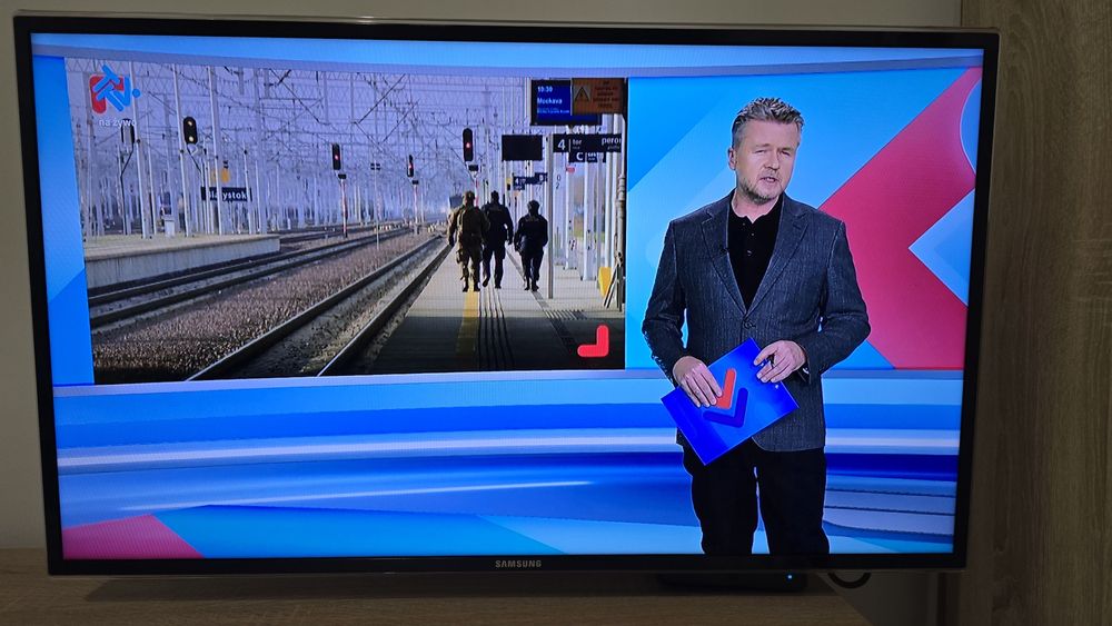 Telewizor Samsung 40 cali w gratisie uchwyt na ścianę