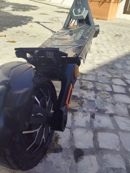 Trotinete SmartGyro + Capacete SmartGyro com LED