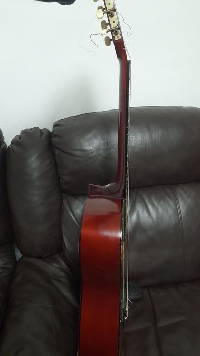 Vendo viola de marca "carmen" como nova