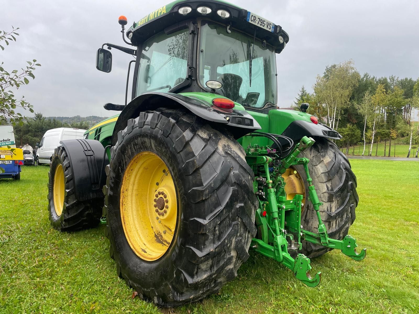 John Deere 8310R