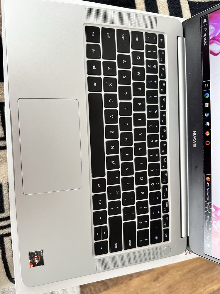 Laptop huawei matebook d14