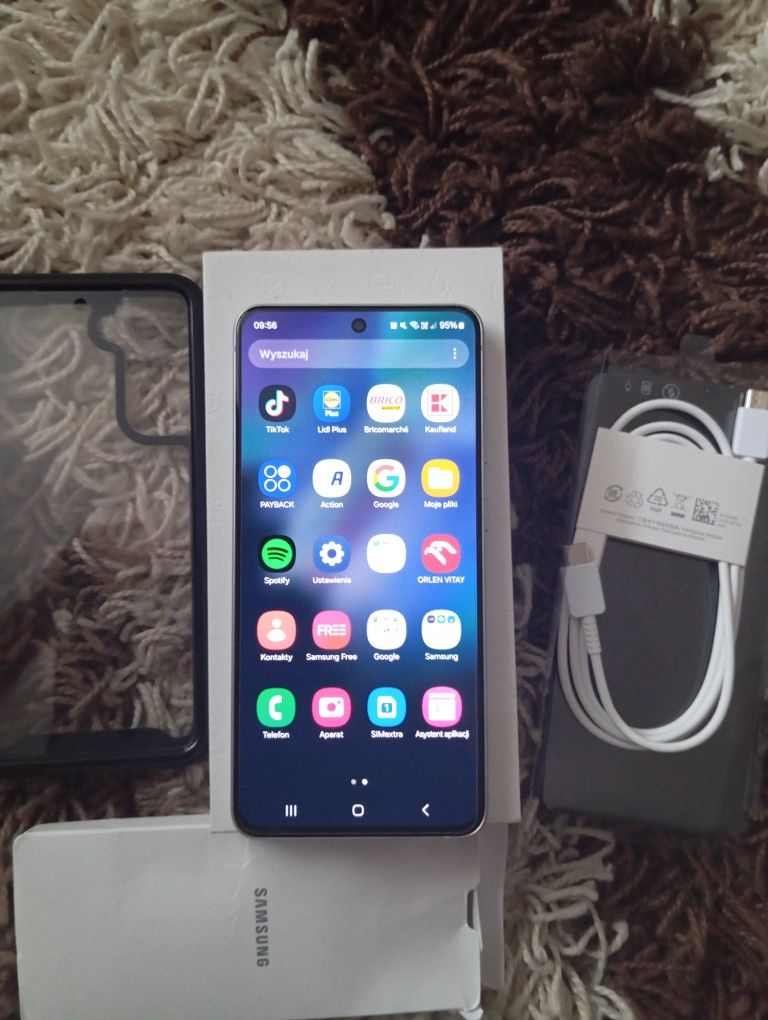 Sprzedam samsunga s21fe 5g.