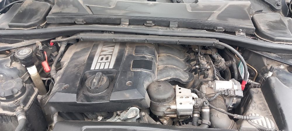 Sprzedam BMW3 2,0 zadbana tylko 167 tys km bogate wyposażenie