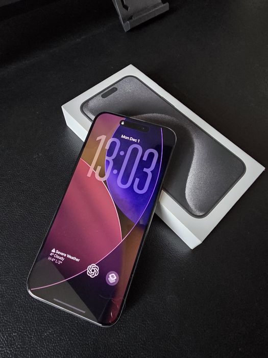 Продам iPhone 15 pro max 256GB Black Titanium