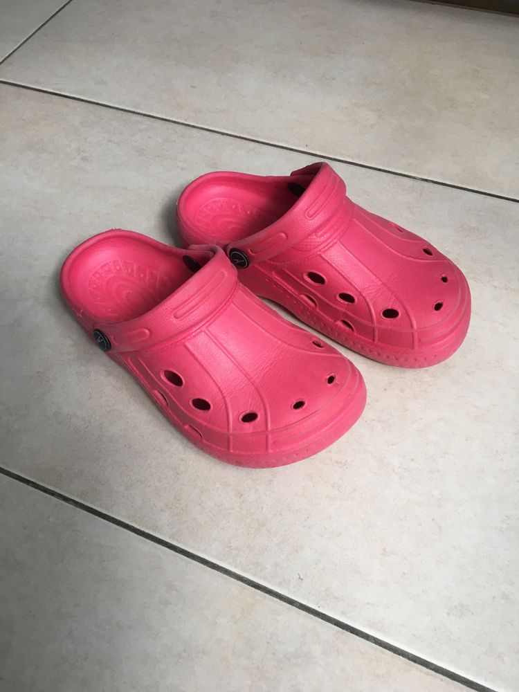 Klapki piankowe typu Crocs 29