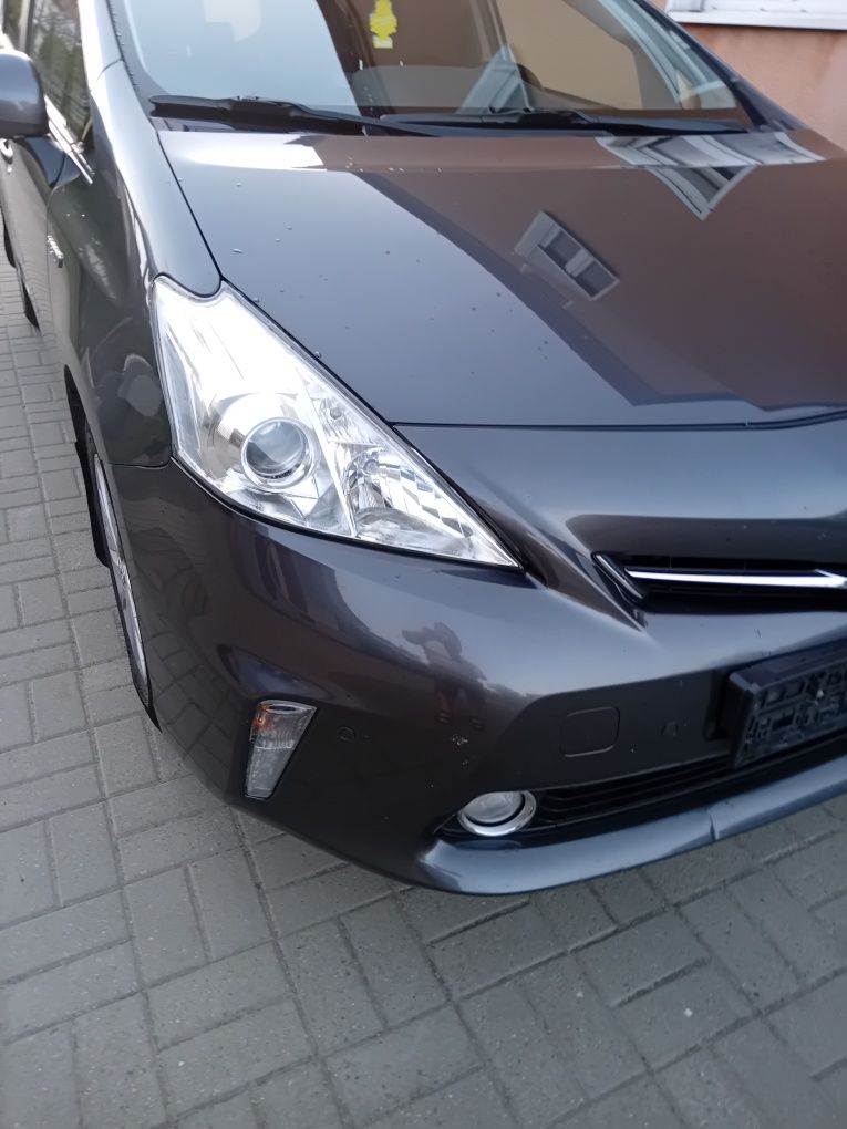 Toyota Prius + Plus