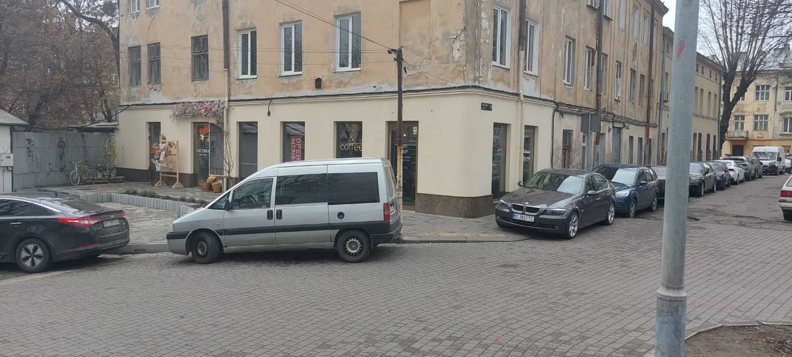 оренда магазину РІЗНІ 6       74 м кв р-н Арсену добробут