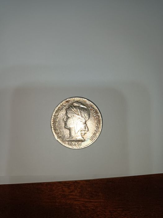 Moeda muito antiga de 50 centavos de 1912
