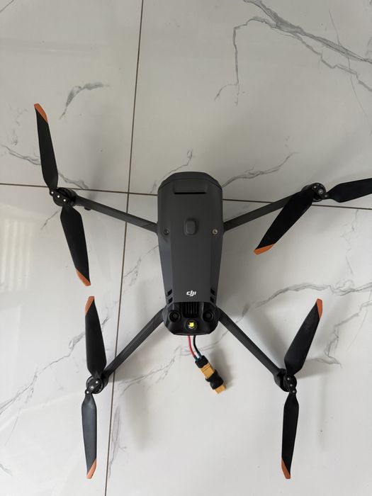 Дрон mavic 3t наліт 37ч44хвл без акаунта