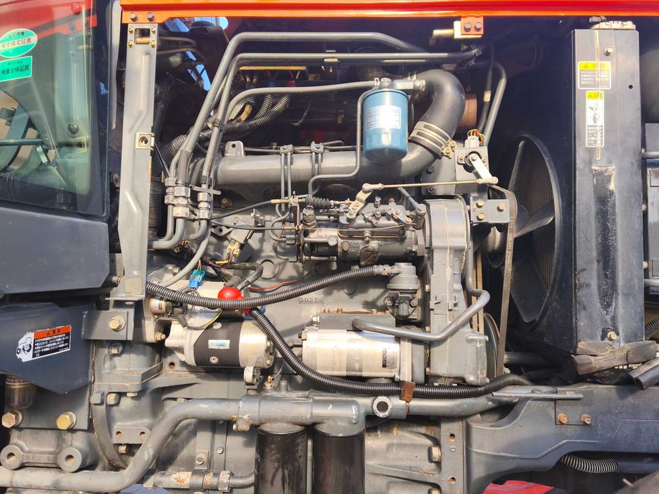 Японський трактор Кубота Kubota M-90