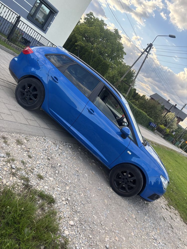 Seat ibiza Kombi 2010r/ 1.2 diesel/klima/ Samochód sprawny