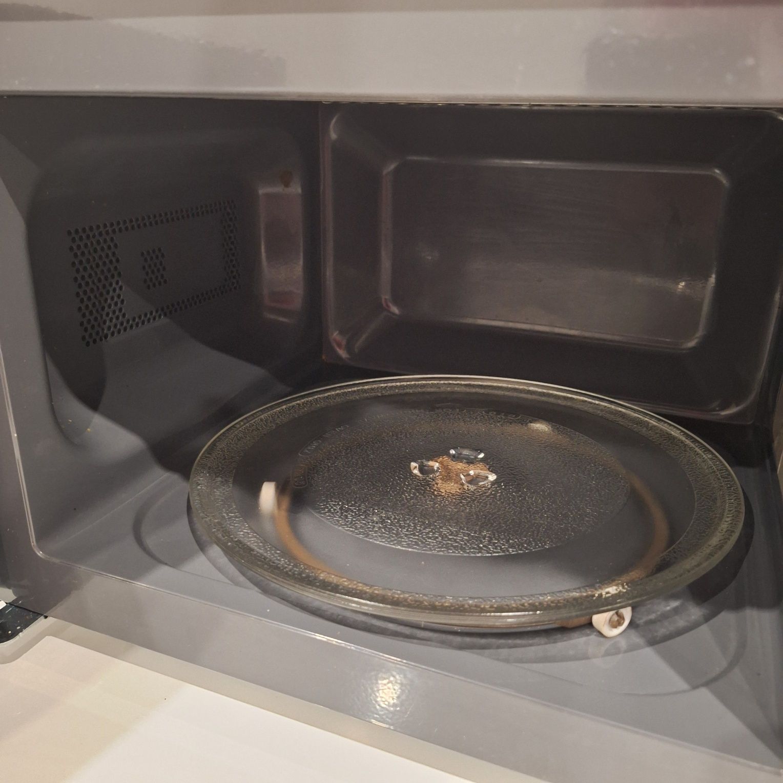 Mikrofalówka kuchenka mikrofalowa grill  TOSHIBA MW2- MG20PF(BK)/GE