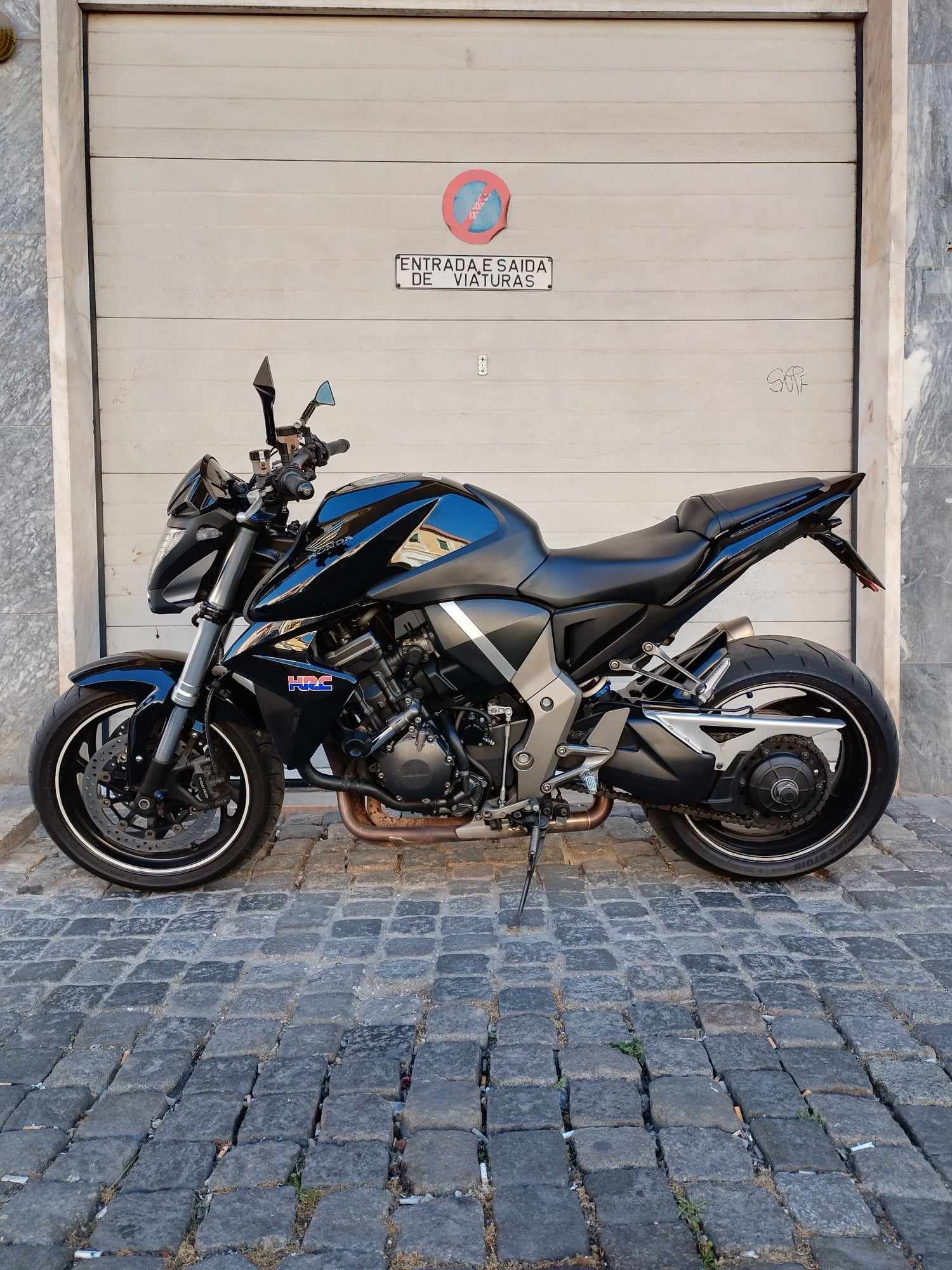 Honda CB 1000cc R