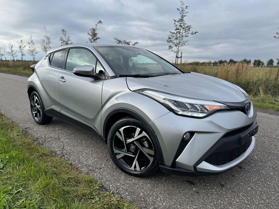 Toyota C-HR Hybryda_2023_56tyś_KM_Led_Tablet