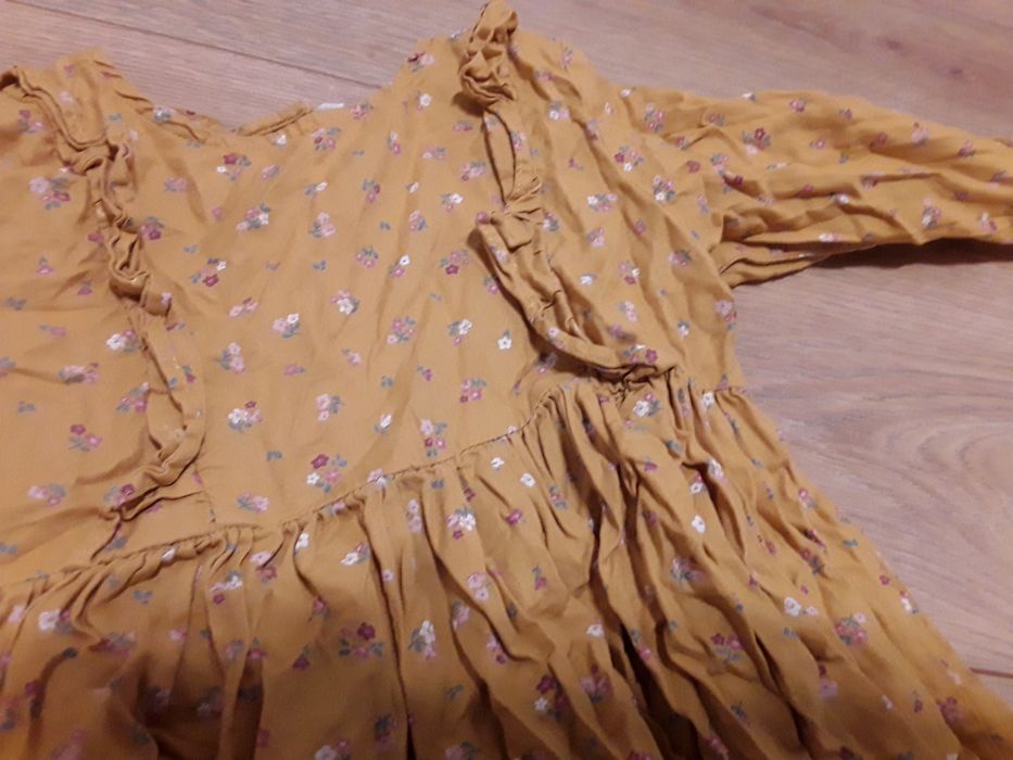 Sukienka h&m 1,5-2  kwiaty musztardowa 92
