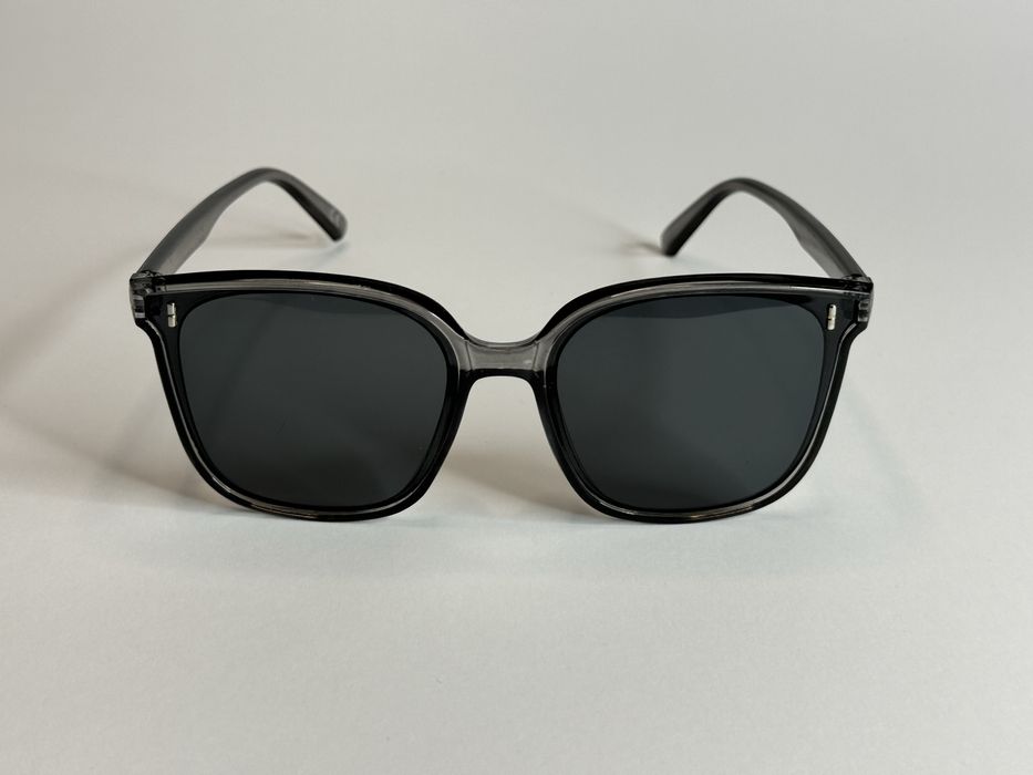 Okulary przeciwsłoneczne stylowe damskie