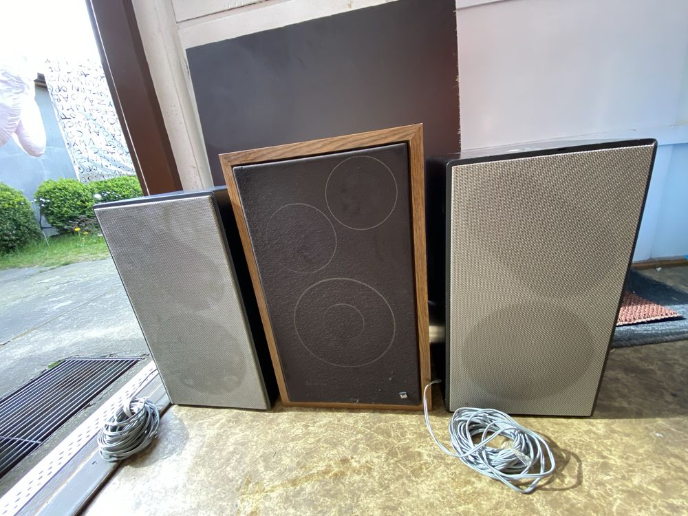 1 kolumna Dual CL 720 + dwa 3 wege box