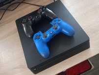 PlayStation 4 slim +2 геймпада