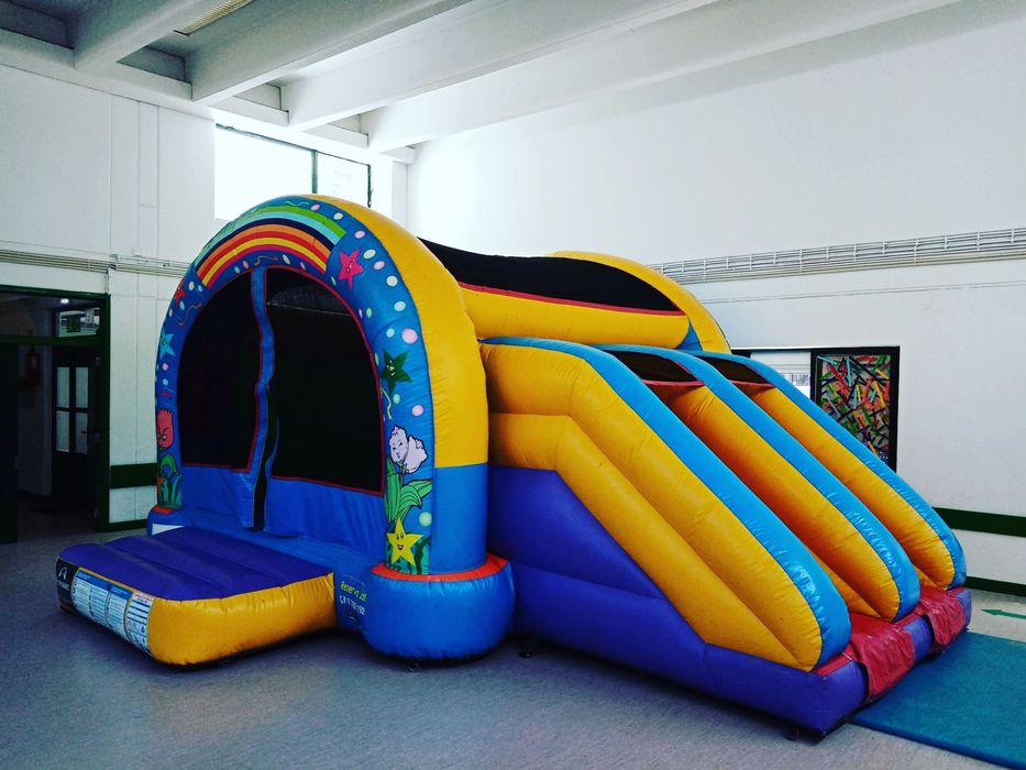 Insuflaveis & trampolins