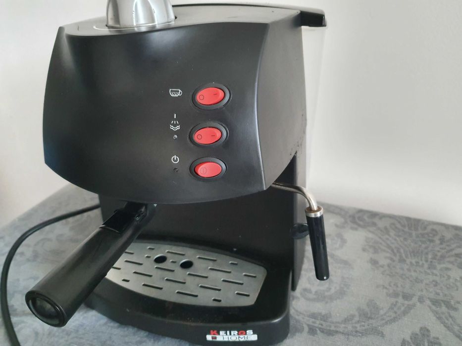 Кофеварка рожковая Keiros home