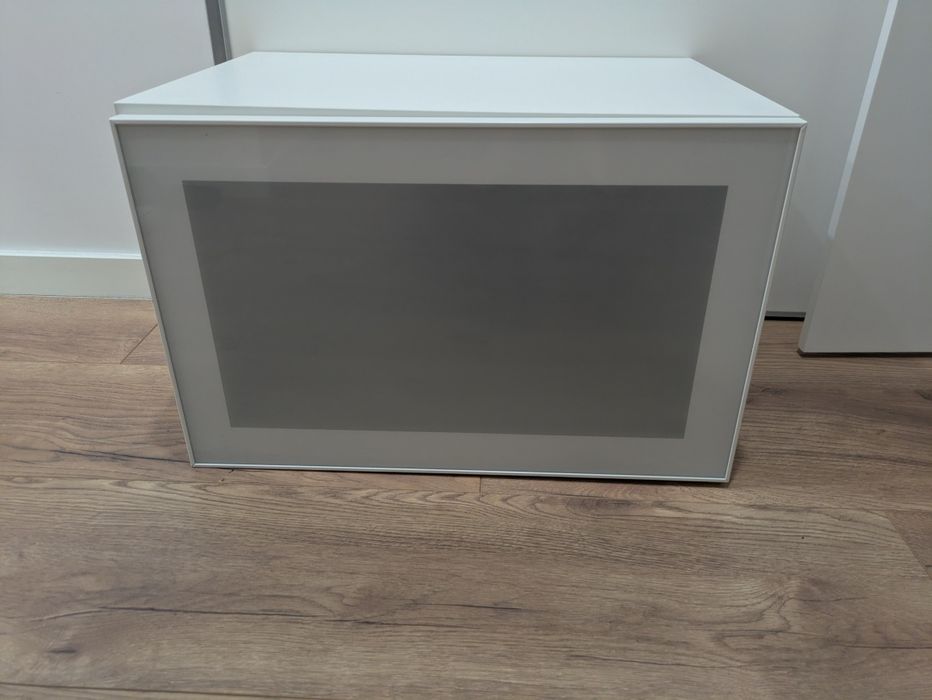 Móvel Besta IKEA - Porta e estande de vidro