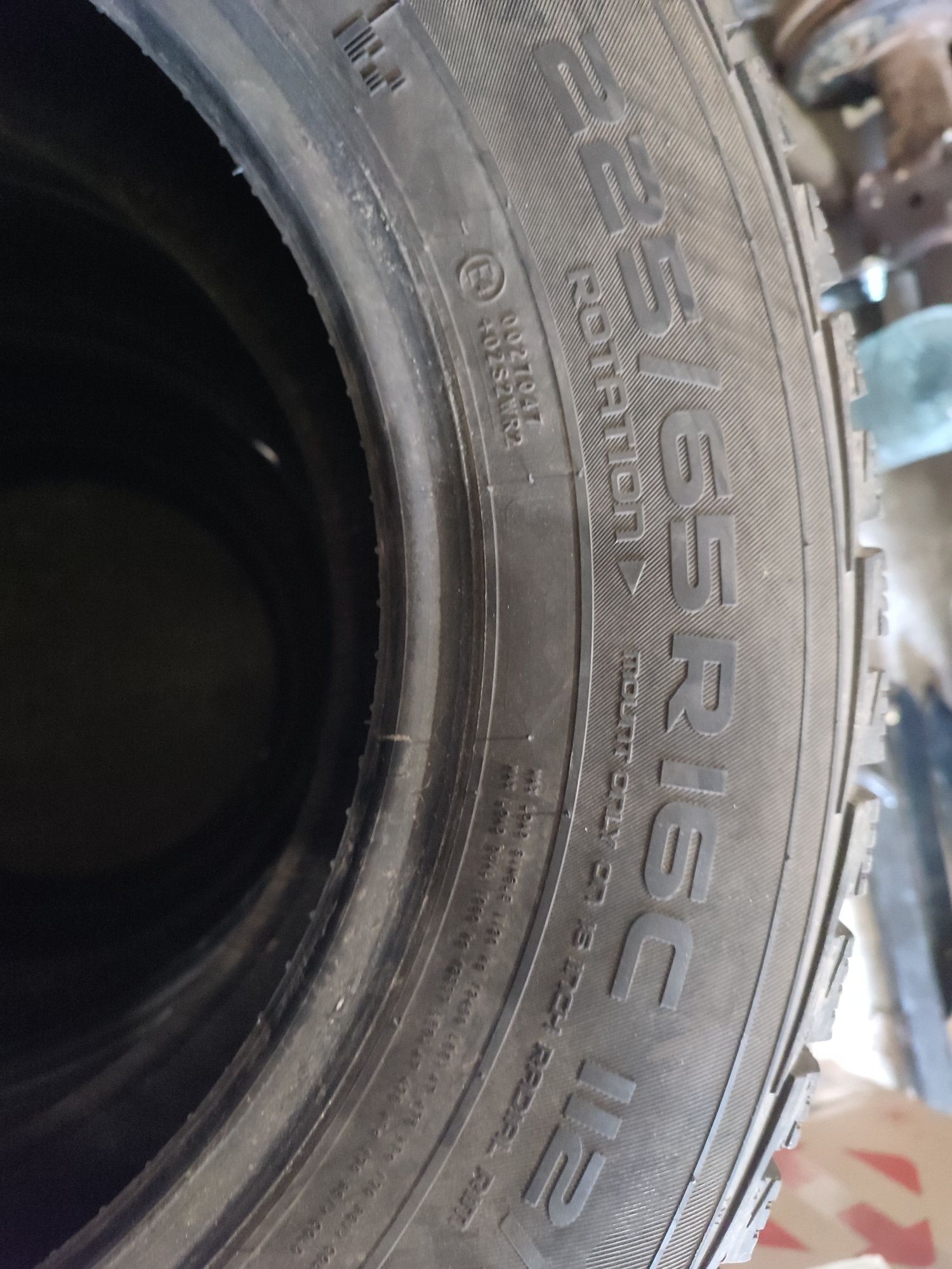 225/65/R16C комплект резини Nokian