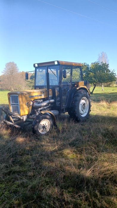 Ursus c 360 z pługiem do śniegu