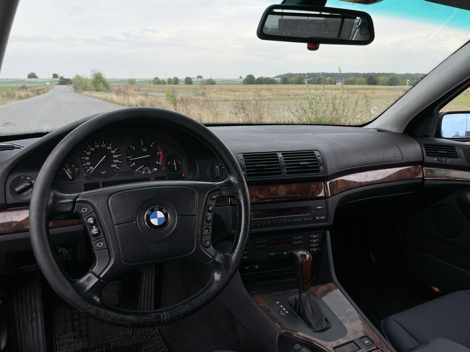 BMW 5 E39 530d automat 3.0 184KM diesel, hak, xenon, PDC