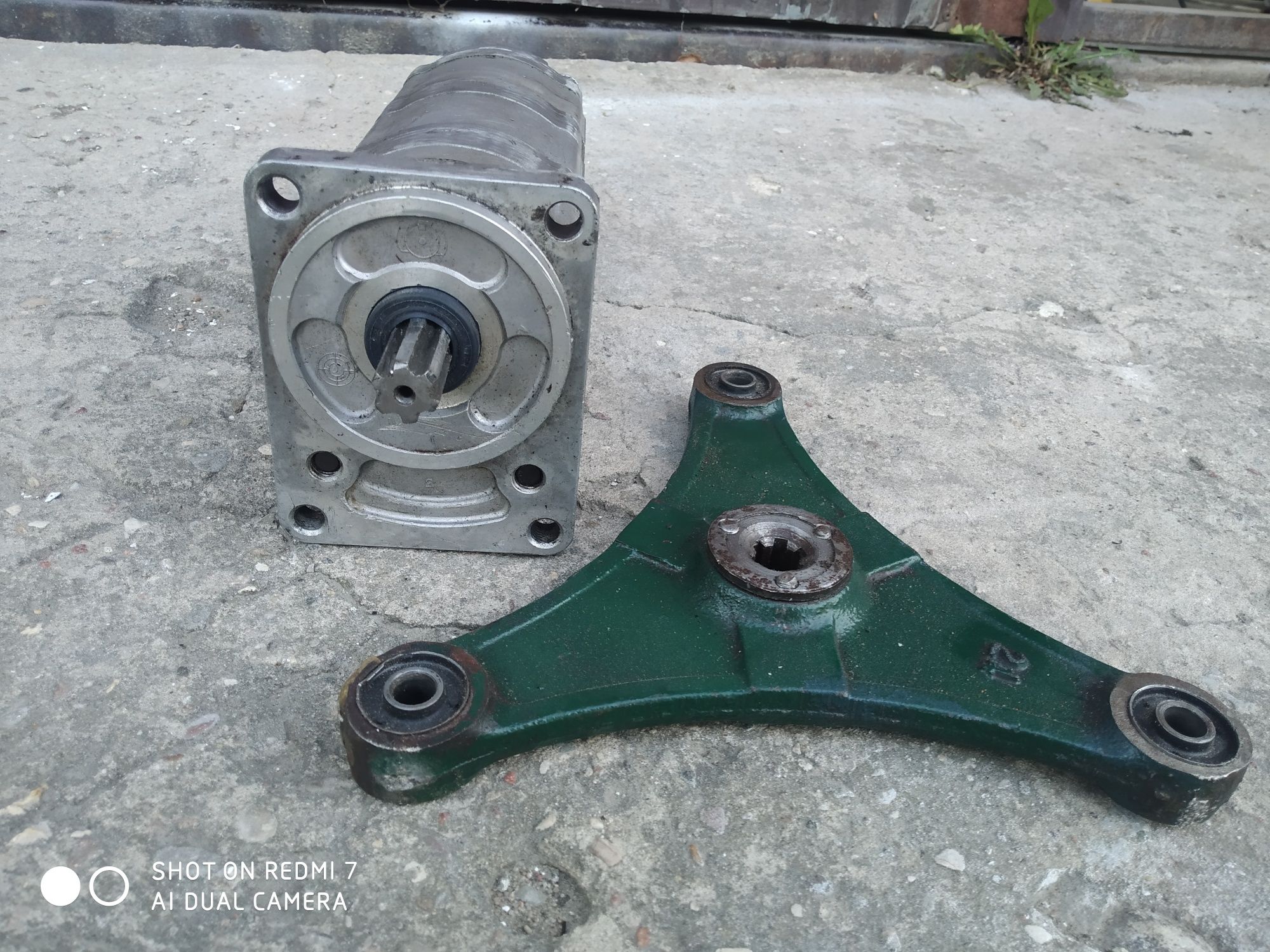 Pompa hydrauliczna Kubota KX 41 CK 15 D1105