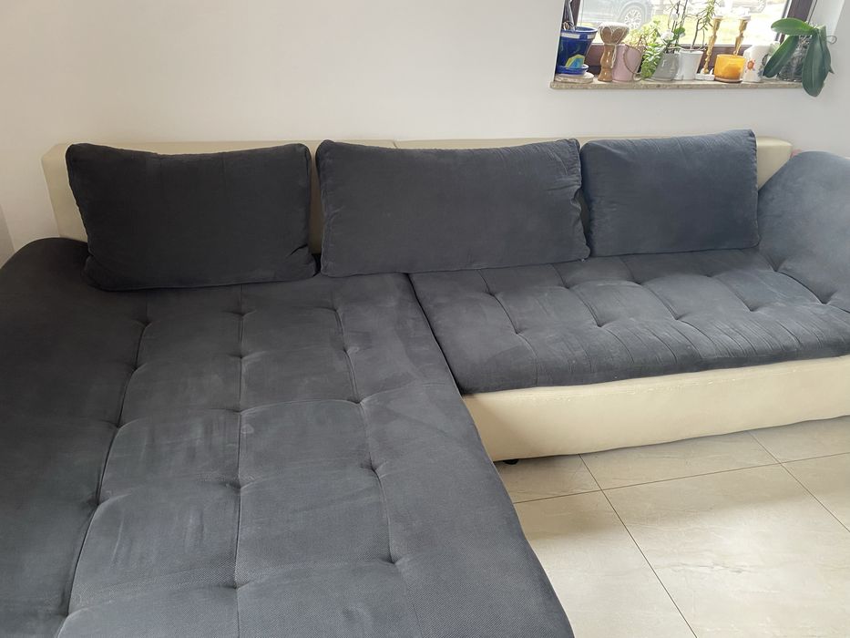 Duża nowoczesna kanapa narożna z funkcją spania 300 cm Resto Design