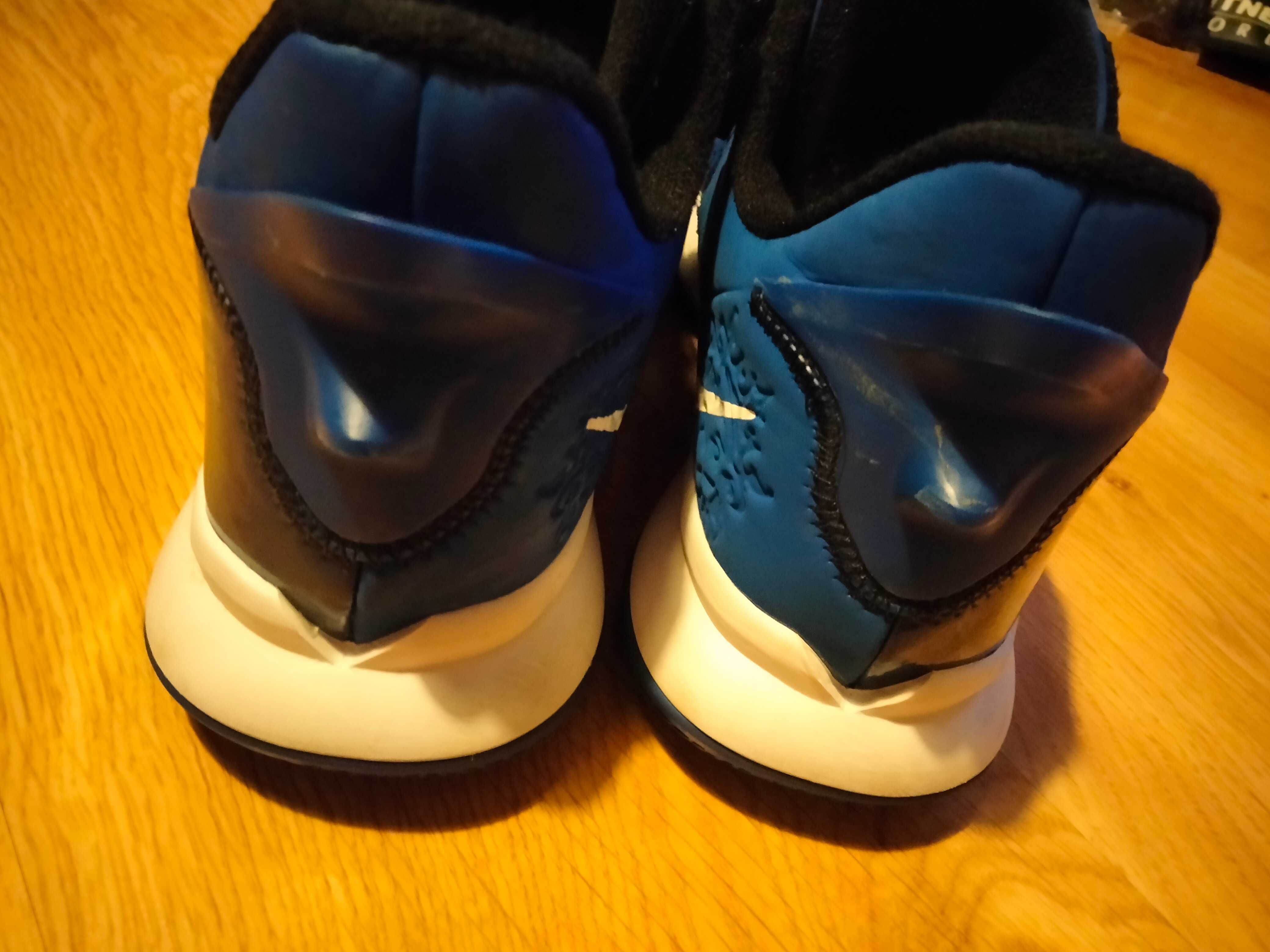 Nike LeBron Witness 5 46/47 (30,5cm) buty do koszykówki