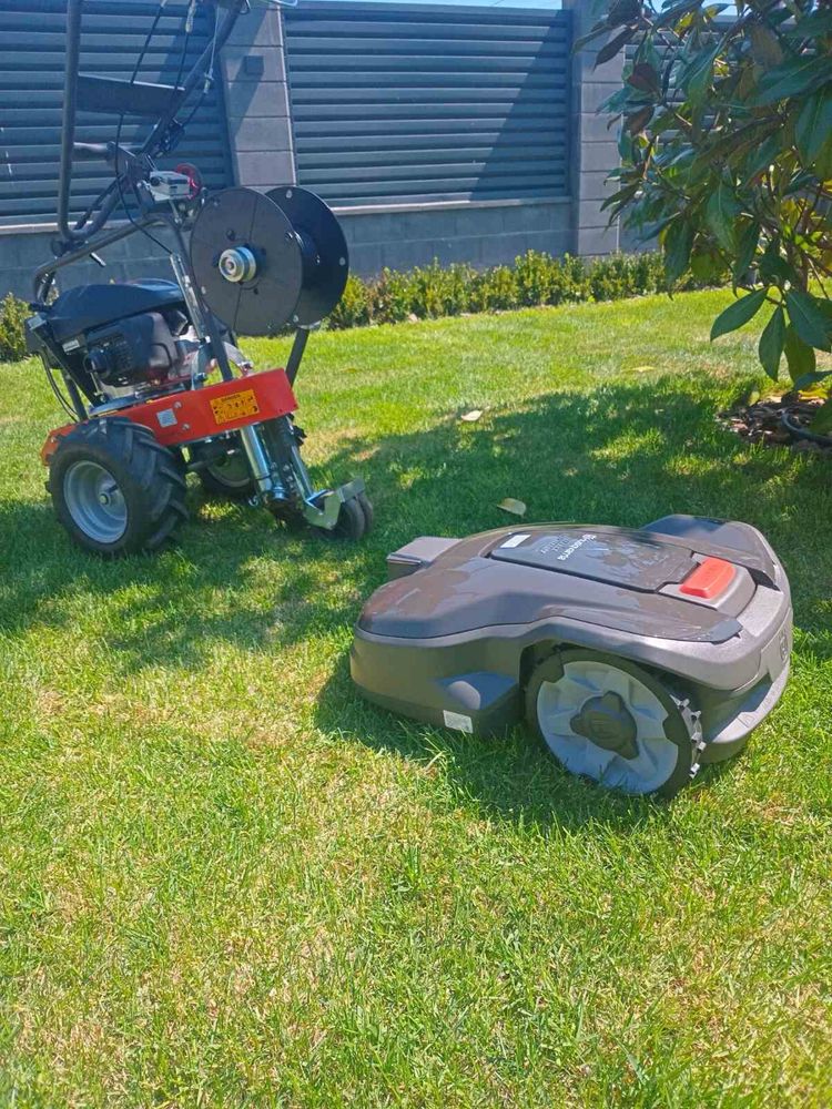 Газонокосарка- робот Husqvarna AM 305  арт 9679740-10 Установка Сервис