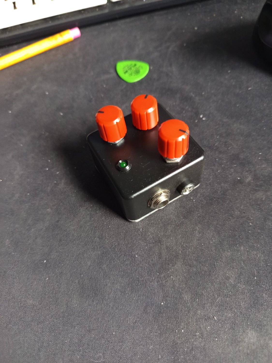 WDA - Atari punk console lofi synth