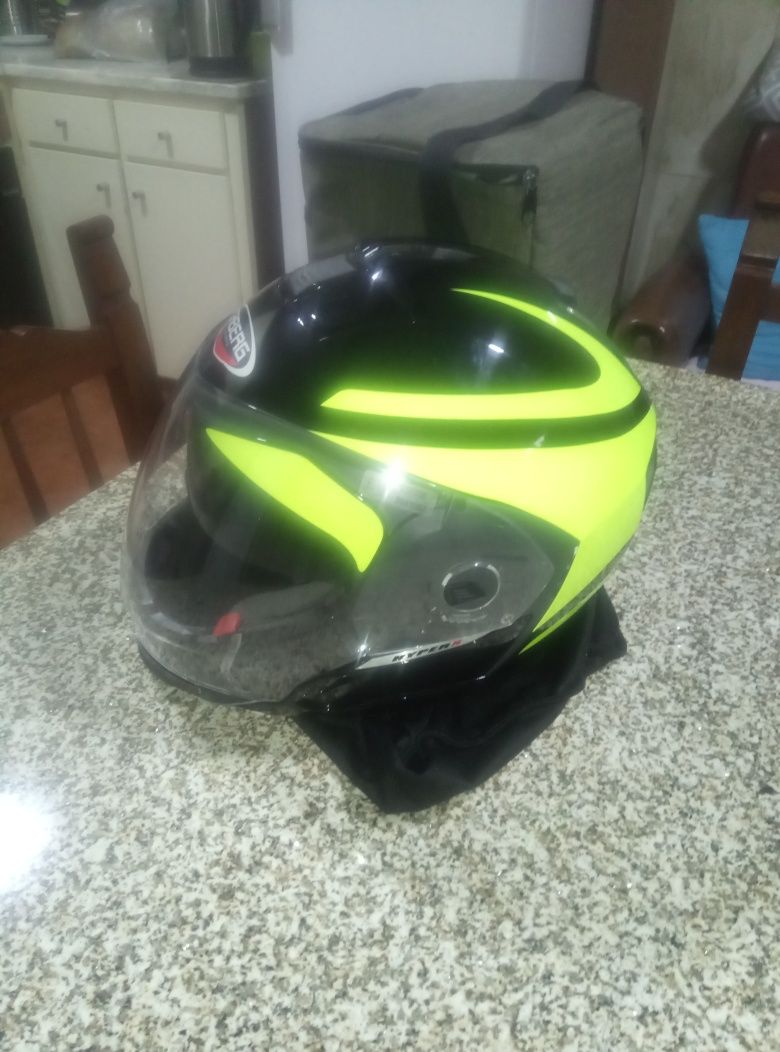 Capacete como novo