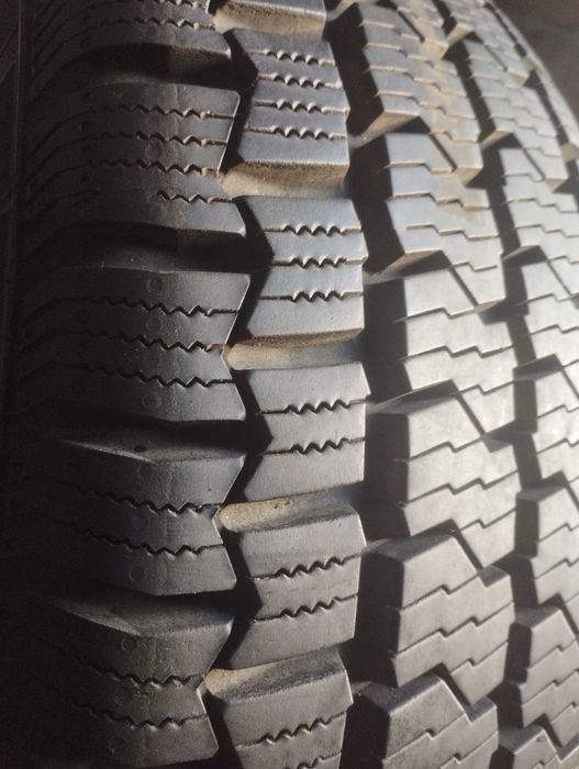 Шина 235/65/16C Continental 1шт