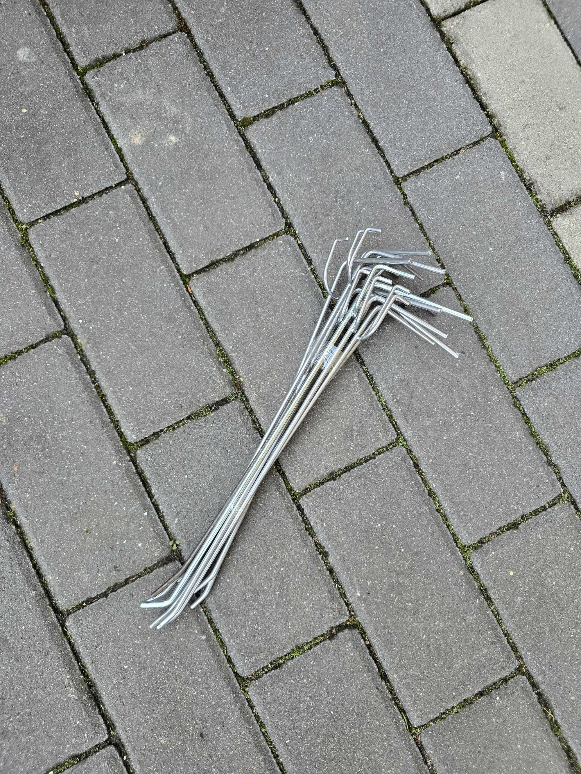 Zawieszka sklepowa na kratę dł. 30cm, 20cm.