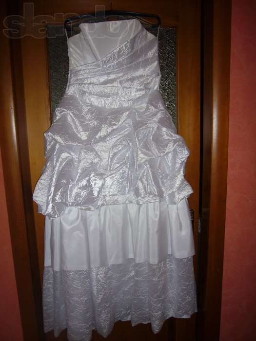 Весільна сукня розмір 46