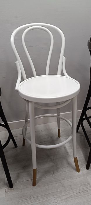 Hokery stołki barowe Fameg Radomsko 26 sztuk mowe