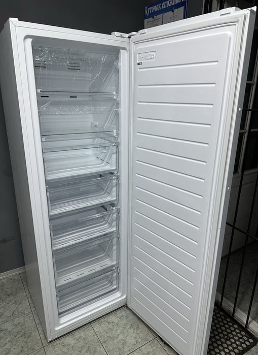 Морозильна камера Ardesto urm-n227e172