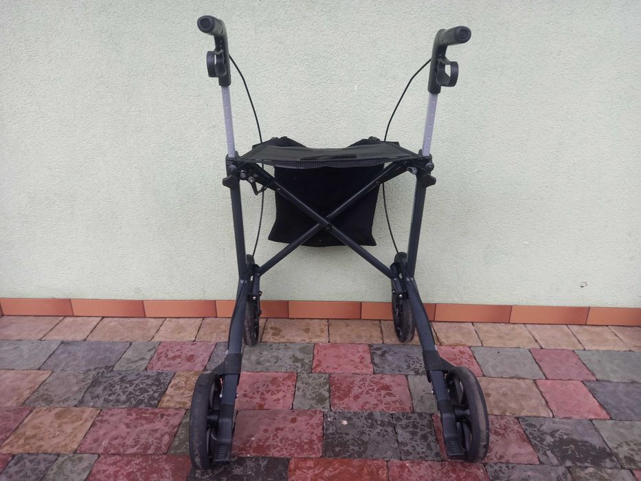 Роллатори, роллери,ходунки алюмінієві з Німеччини Vital