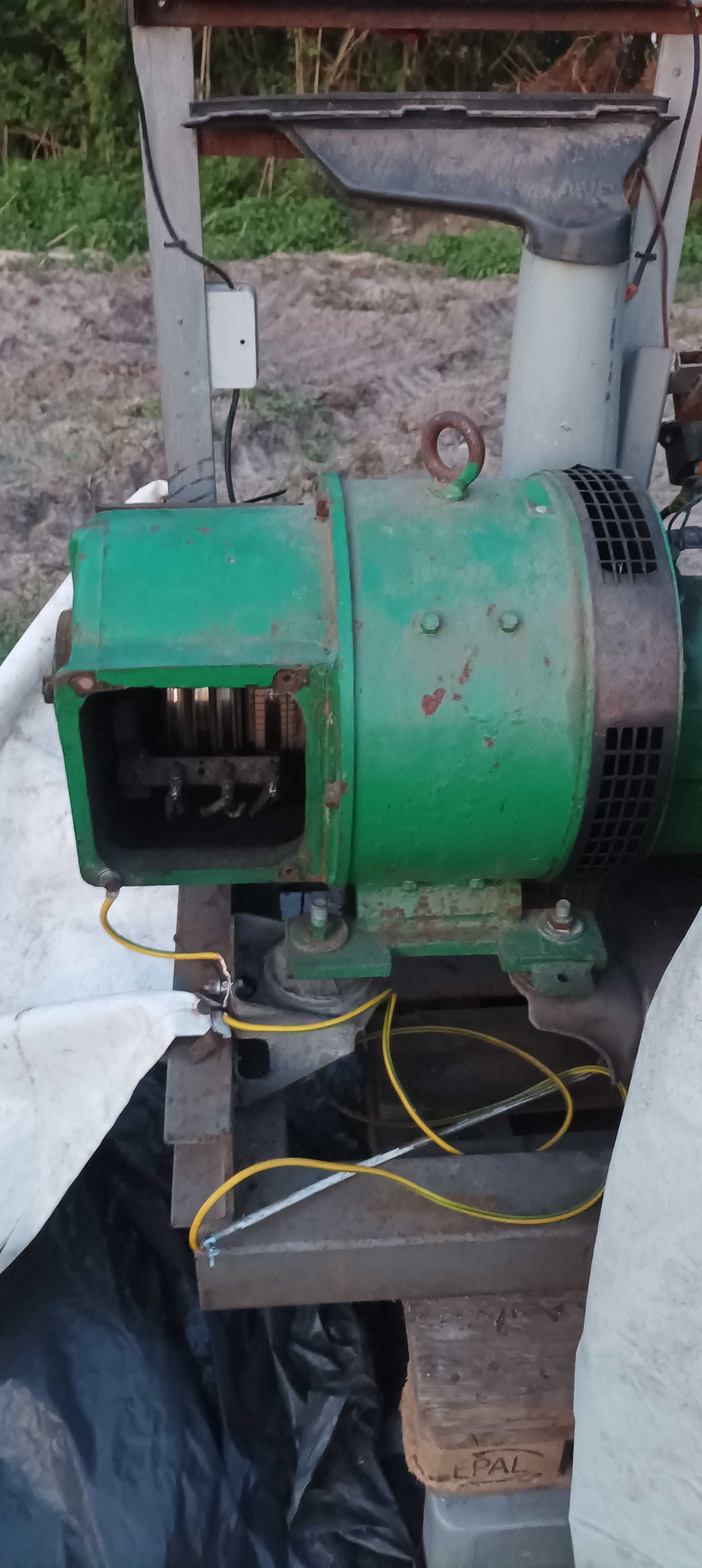 Generator prądu 3fazowy ~16kv