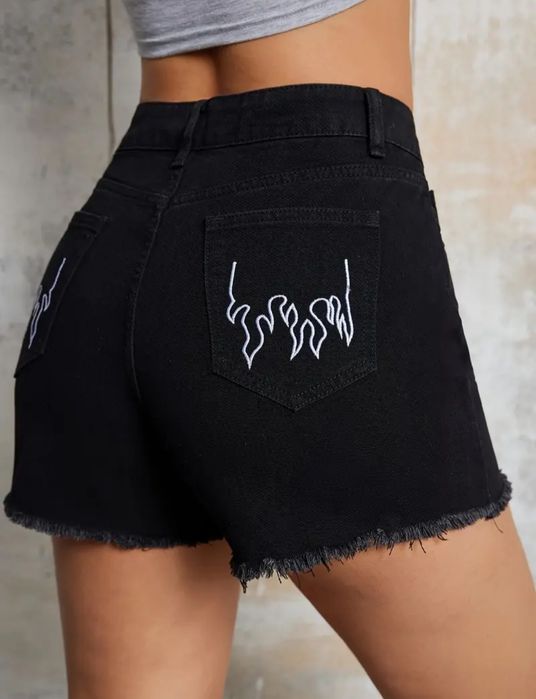 Сексуальні джинсові шорти для жінок